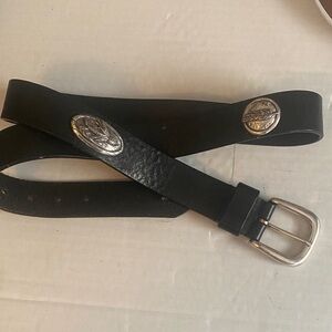 Duck Head Black Leather Belt with Silver Accents